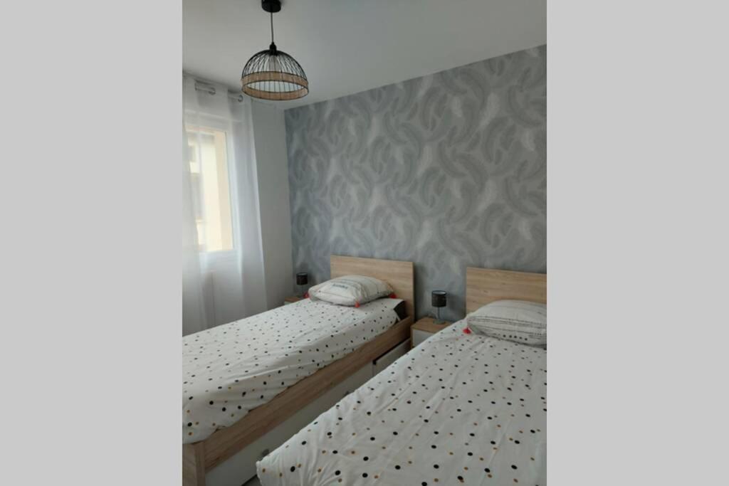 Gite En Bord De Meuse Monthermé Zewnętrze zdjęcie